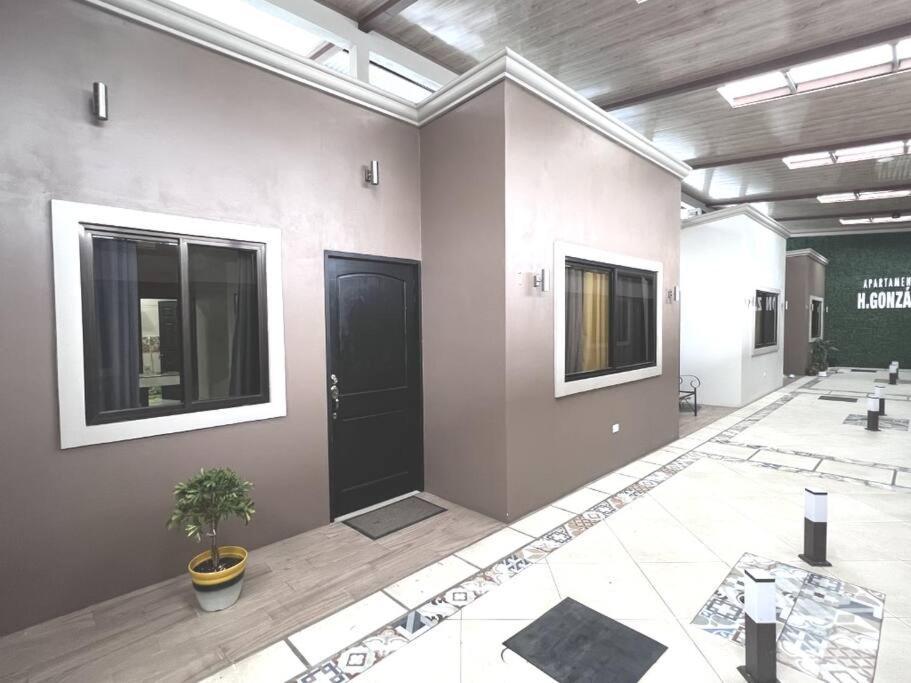 Apartamentos H Gonzalez #7 U #8 阿拉胡埃拉 外观 照片